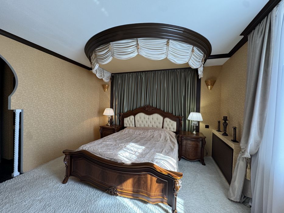 Без комісії Космополітан Сosmopolitan Дегтярівська 25А стильна класика