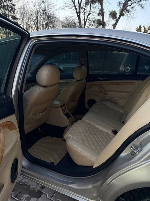 Skoda Superb 2004