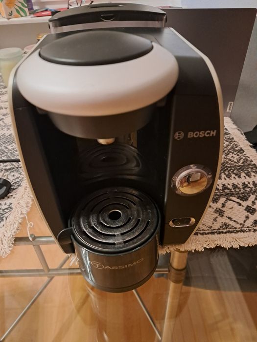 Кавоварка Bosch Tassimo капсульна