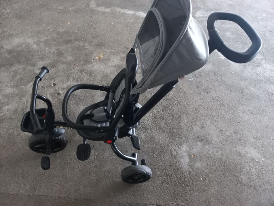 Triciclo  bebe novo