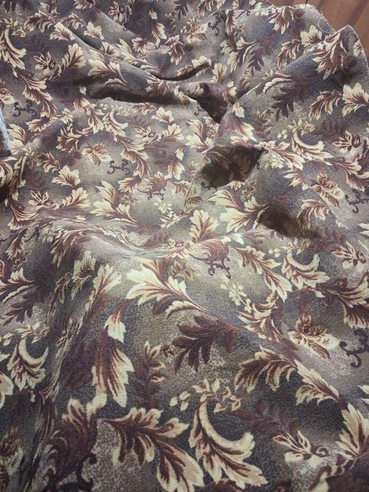 Великий палац на підлогу 2×4,59 м | Килим у хорошому стані 

Продам па