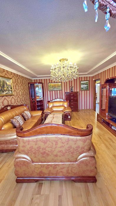 КЛАСИЧНА 3 кім кв в ІТАЛІЙСЬКОМУ стилі. Працюємо по Держпрограмі.