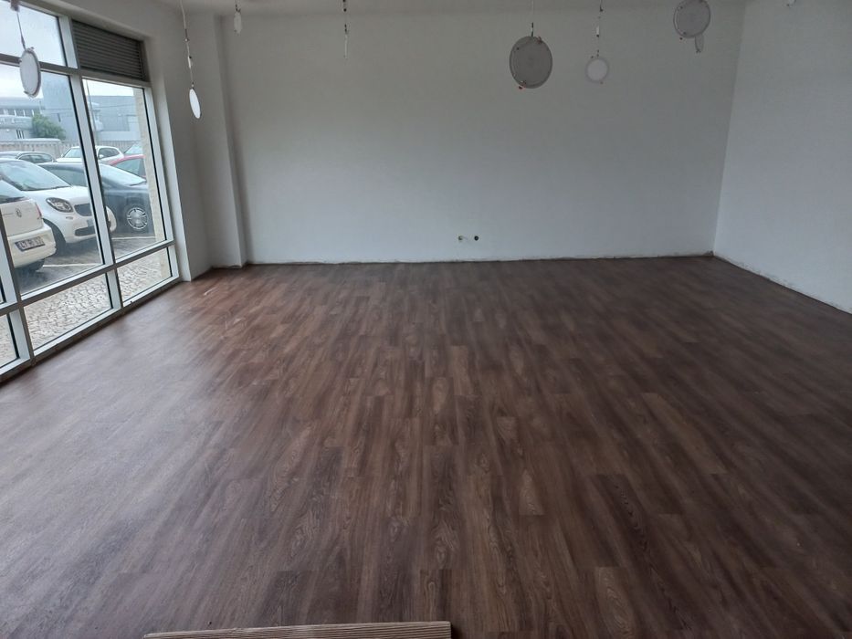 Aplicador de pavimentos vinilicos em rolo e click