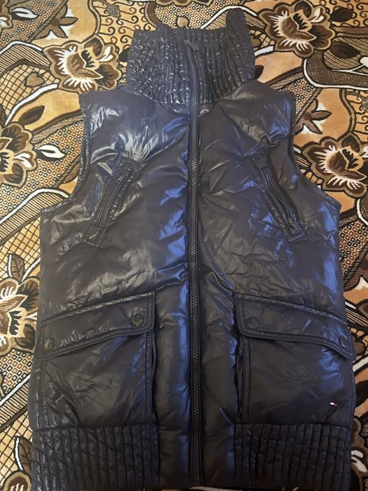 Жіноча жилетка Tommy Hilfiger синього кольору оригінал