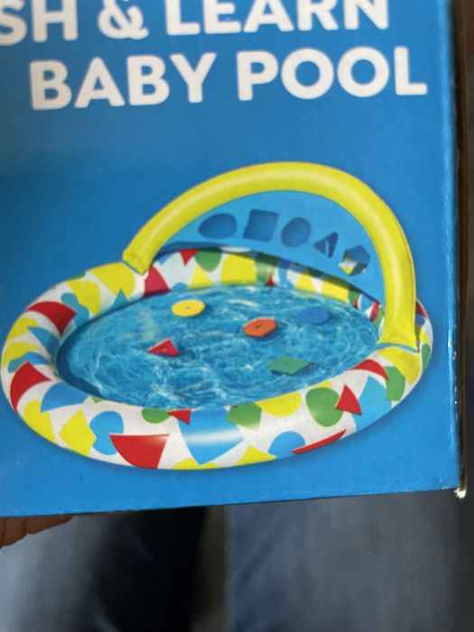 Basen z sorterem + 5 piankowych klockôw