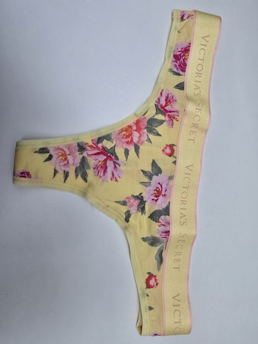 Stringi zolte Victoria's Secret S nowe
