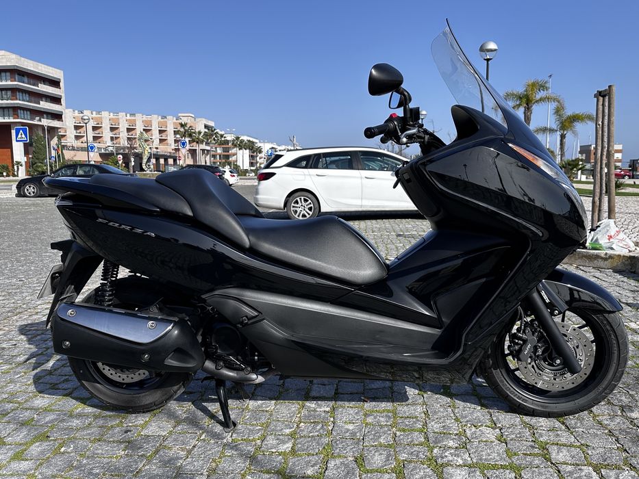 Honda Forza 300