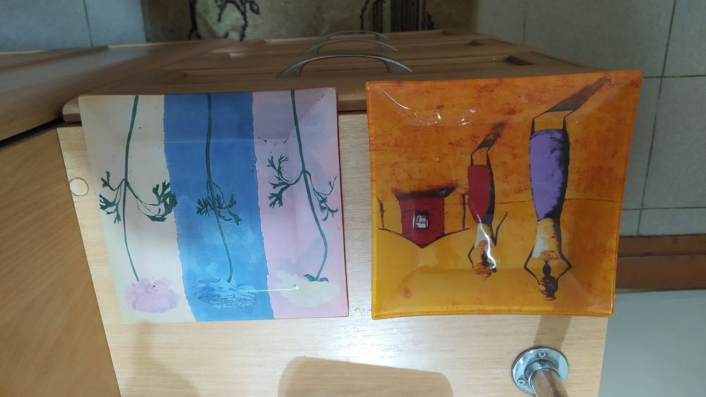 Тарелки квадратные