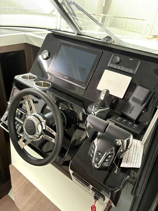 MERRY FISHER 1095 + YAMAHA 2X FL300US +autopilot +joystic