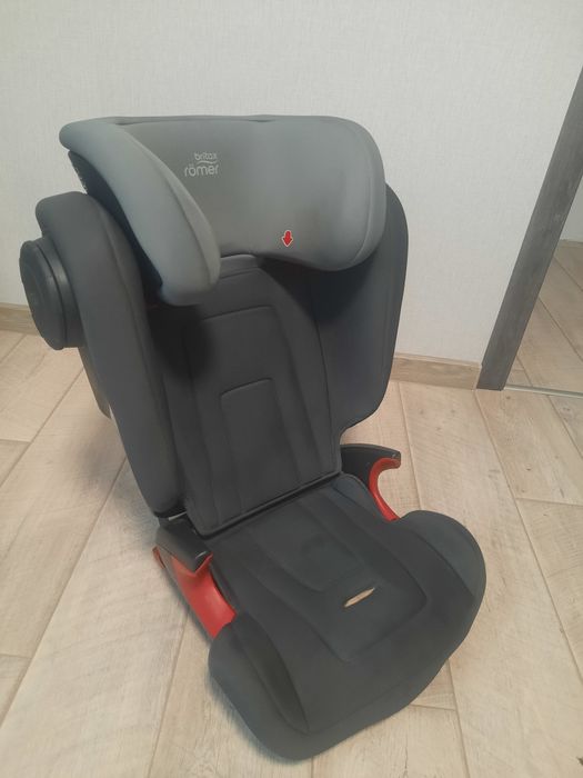 Автокрісло Britax-Romer KIDFIX S