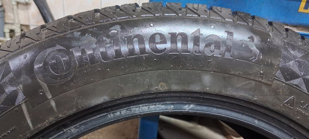 225/60/18 контіненталь