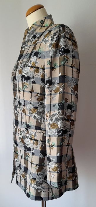 Casaco Zara, de inspiração oriental. Como novo. Tamanho XS