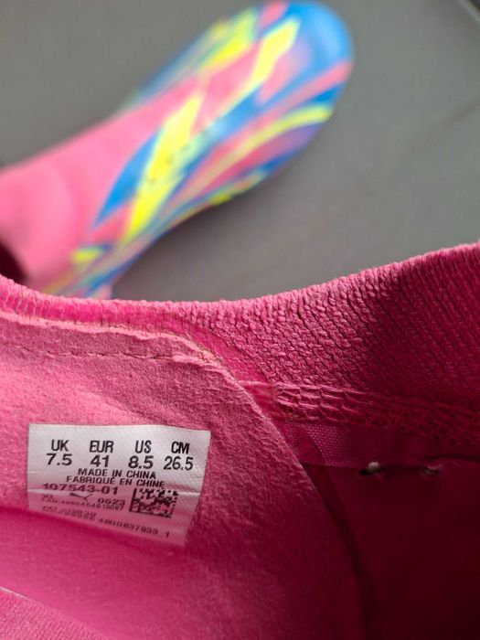 3 pary korków do piłki Nike, Puma, Kipsta