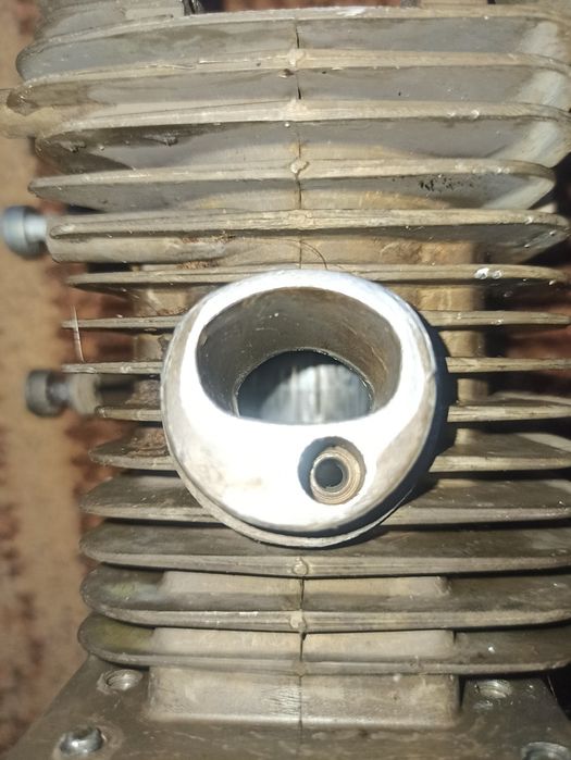 Продам колінвал до штіля 180
