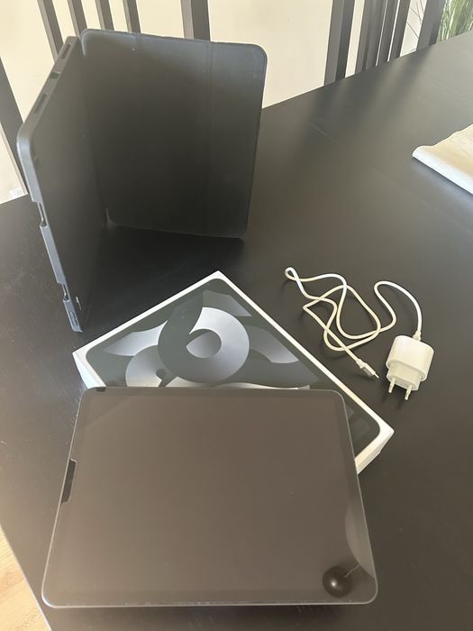 iPad Air 5a Geração 64GB