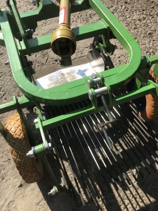 Продам Картоплекопач