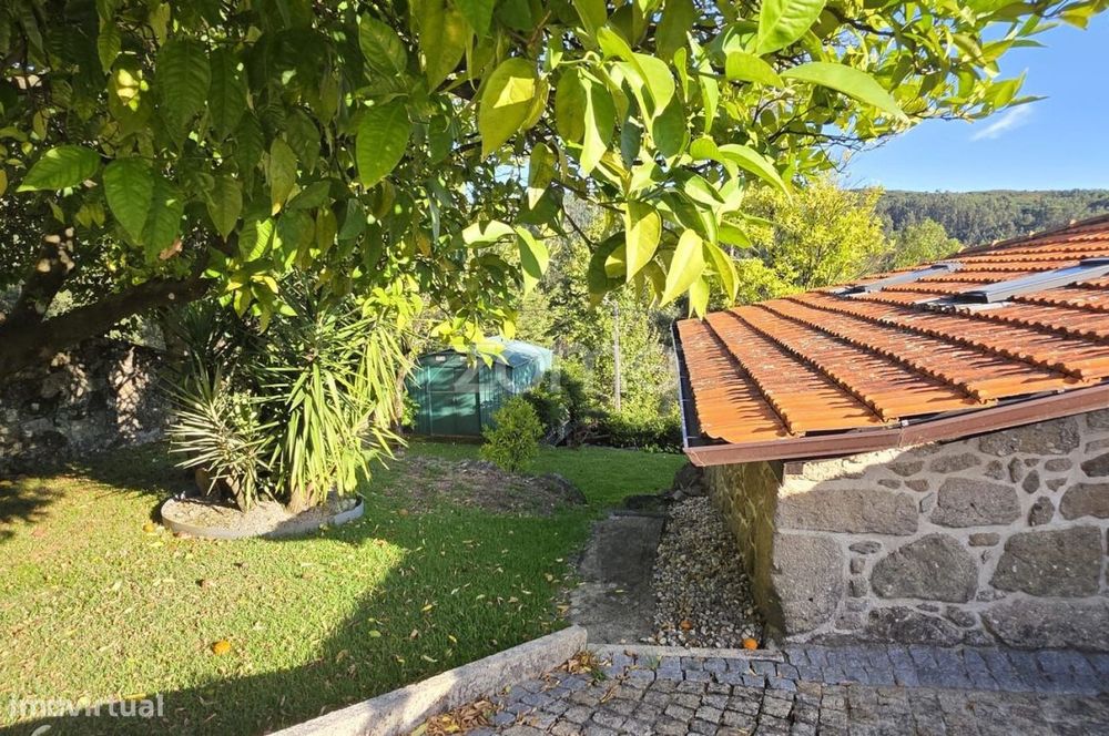 Moradia T3 com Piscina em Nevogilde, Vila Verde
