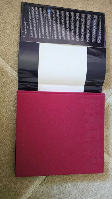 Livro MACAU - Ana Esquível