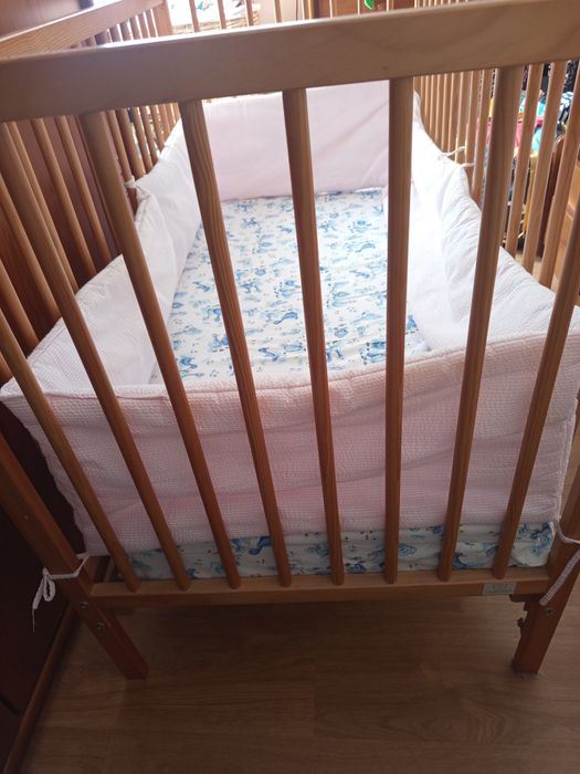 Cama de Grades Madeira Happy Bear
Happy Bear