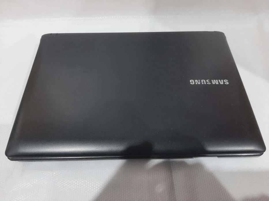 Notebook Samsung N102SP Atom N2100 / 1GB / 320HDD/ Win 7 Starter