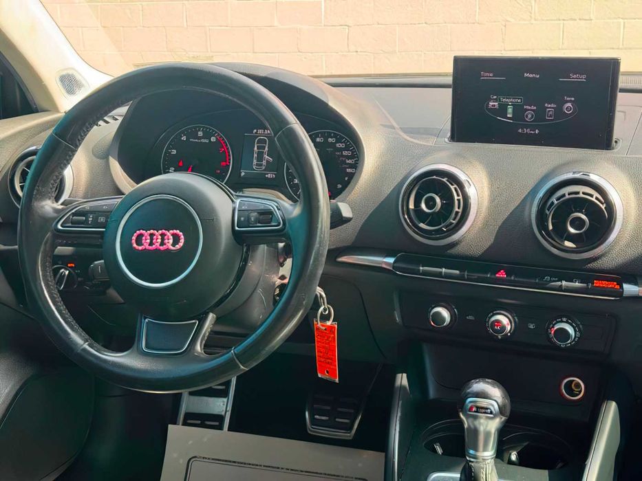 Audi A3 Premium      2015
