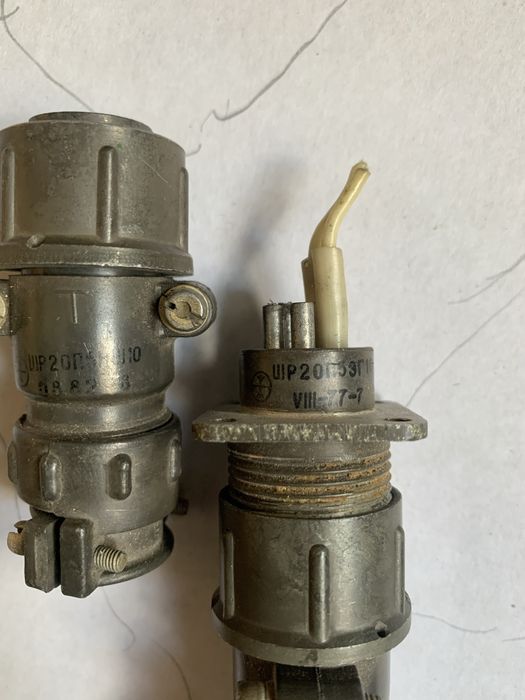 тумблер ТВ1-2 в доброму стані та інше