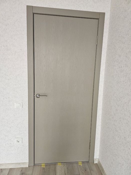 Продам межкомнатные двери