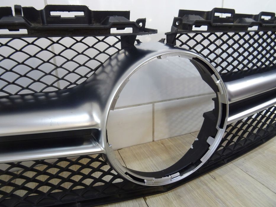 grill mercedes w205 c-klasa c 6.3 amg a2058880523s llu