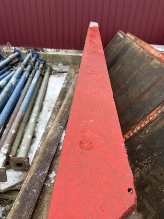 Опалубка ,щіти ,вертикальна опалубка.