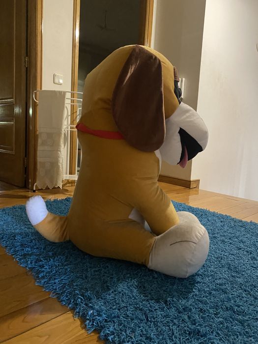 Peluche de Cão Grande