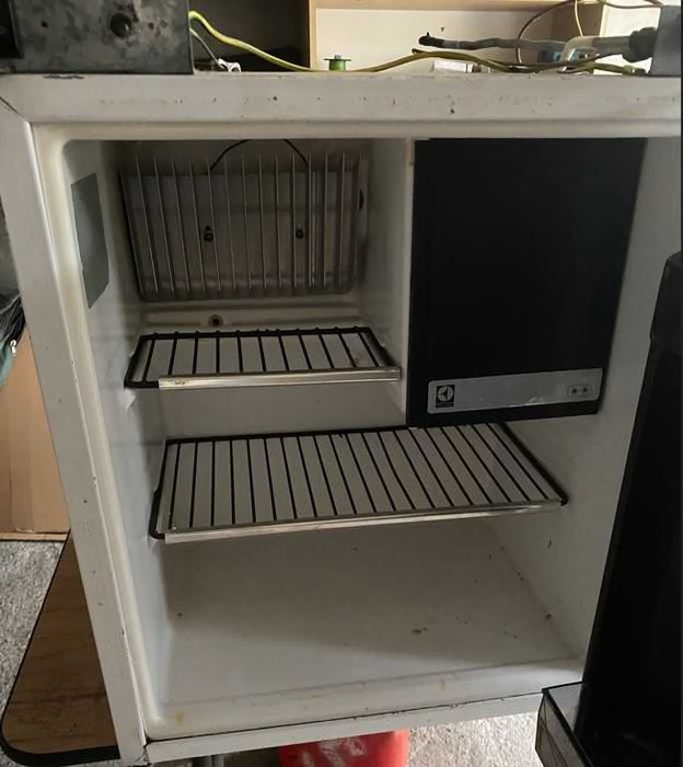 Lodówka Electrolux RM200B 12v,220V, GAZ do kempingu/kampera