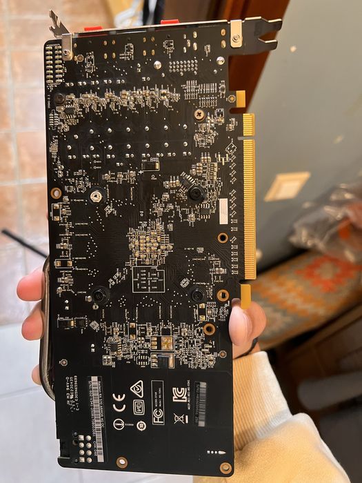 Відеокарта MSI Radeon RX 570 ARMOR 4G OC