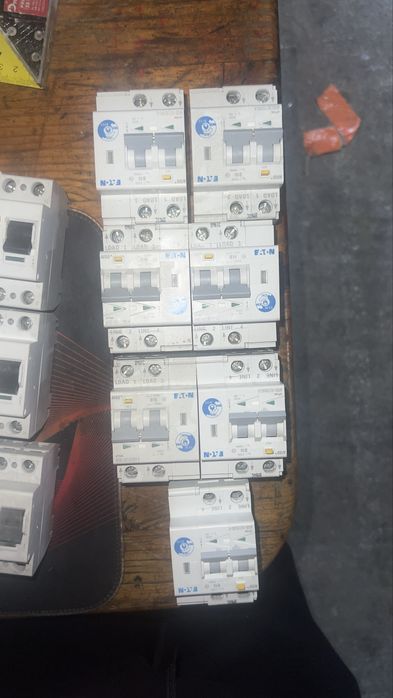Wyłącznik rożnicowopradowy 60A Eaton