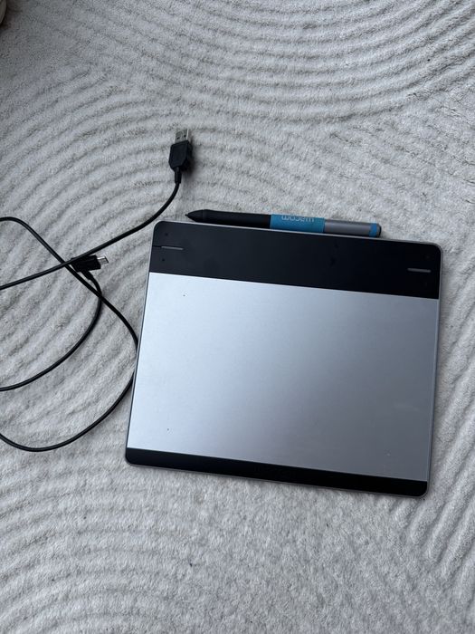 Tablet graficzny Wacom Intuos Pen Small (model CTL-480).