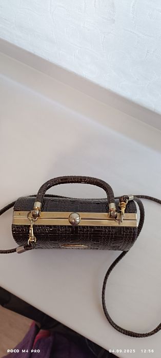 Продам сумочка G.VERSACE  цена 2000грн