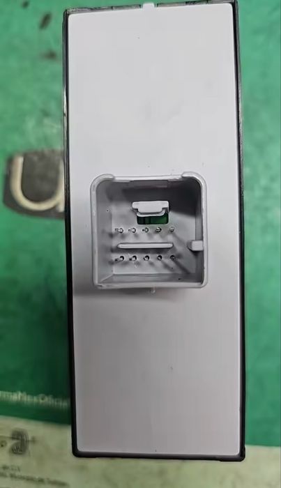 Блок управления стеклоподьемником VW Jetta PassatGolf touranВантажівок