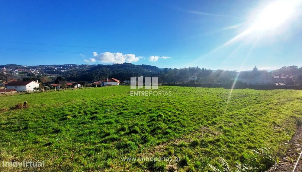 Venda de fantástico terreno para construção, Formariz, Paredes de C