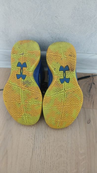 Модель Under Armour Jet