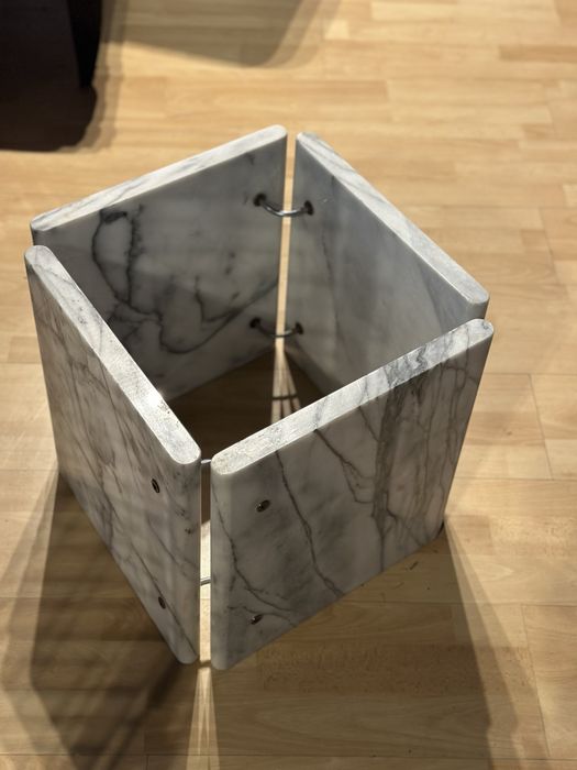 Rzadki stolik kawowy Ikea Lagun. Marmur
