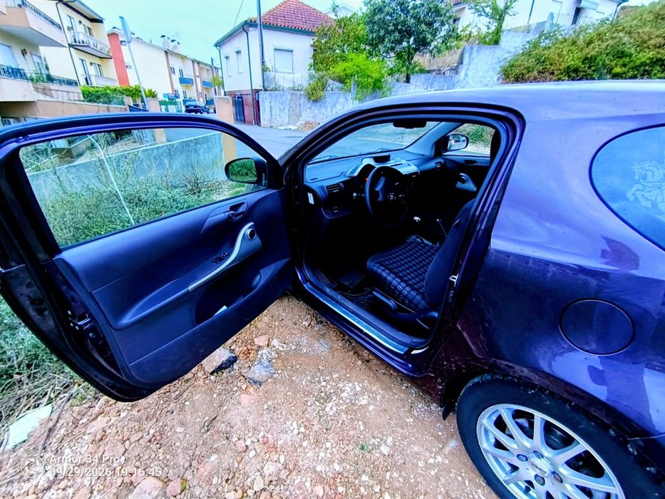 Toyota IQ impecável automático