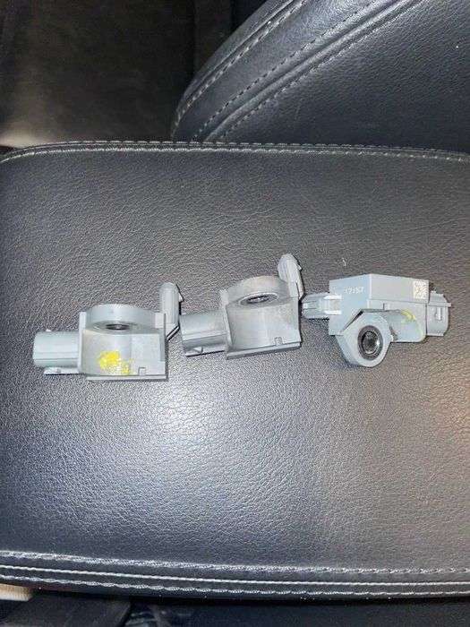 Датчик подушки безпеки Mazda