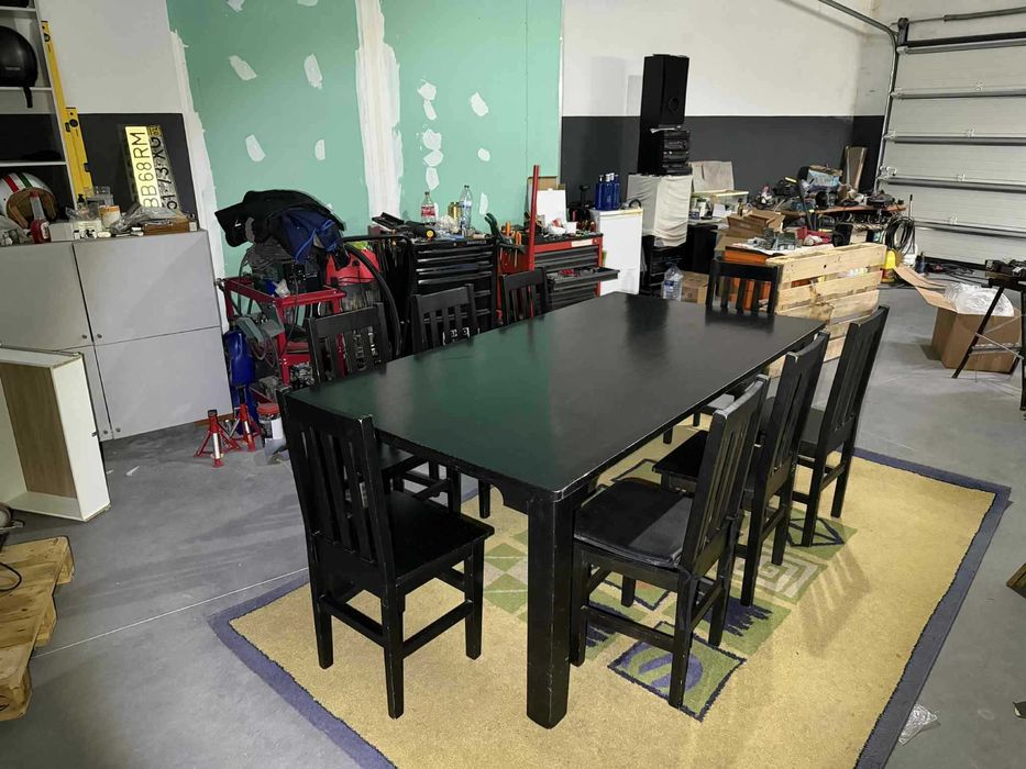 Mesa de jantar com 8 cadeiras