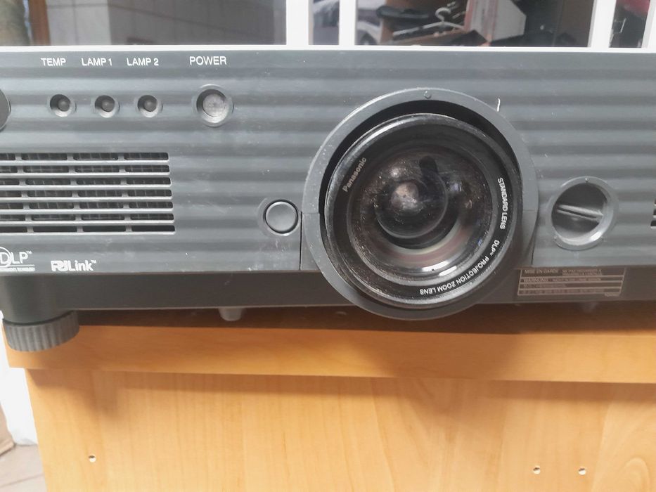 projektor panasonic