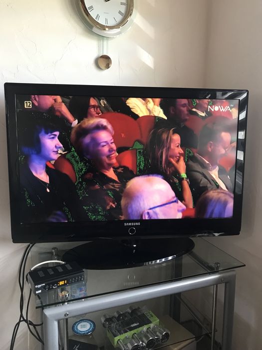 Telewizor Samsung 40 cali + dekoder DVBT