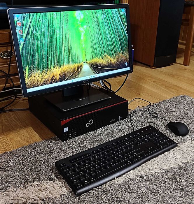 Biurowy pc Fujitsu i5 SSD M2 komplet z monitorem
