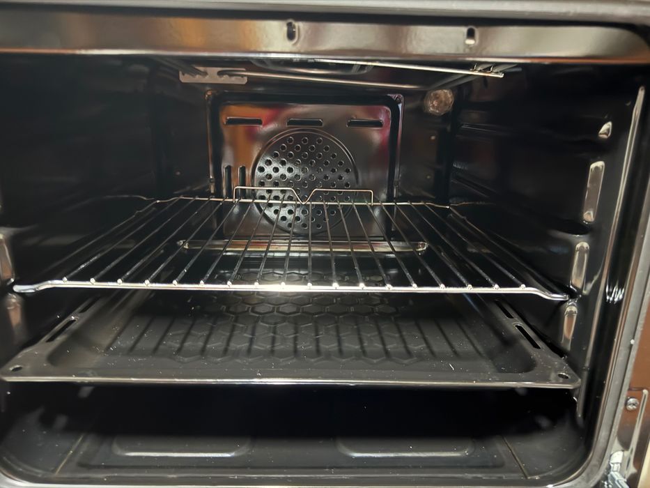 Fogão seminovo - vitrocerâmico 4 bocas