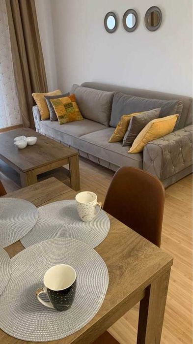 Бар Илино ВИДОВАЯ на горы-город. 30м - один из 2-х кругов с заправками