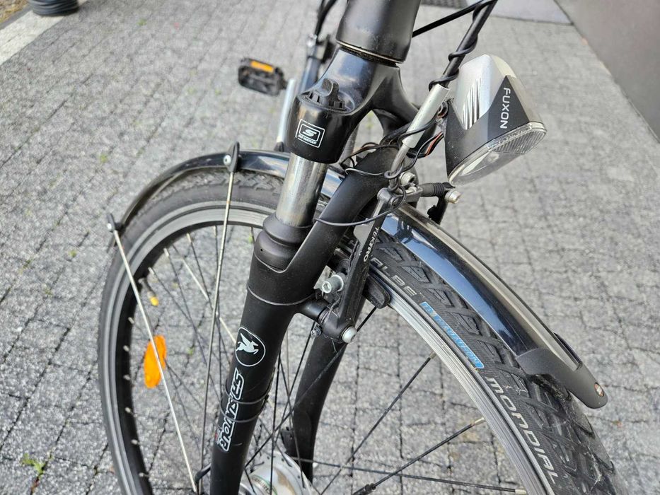 Rower męski trekkingowy Pegasus Solero aluminowy lekki shimano DEORE SR Suntour LED koła 28 cali rozmiar ramy 54cm