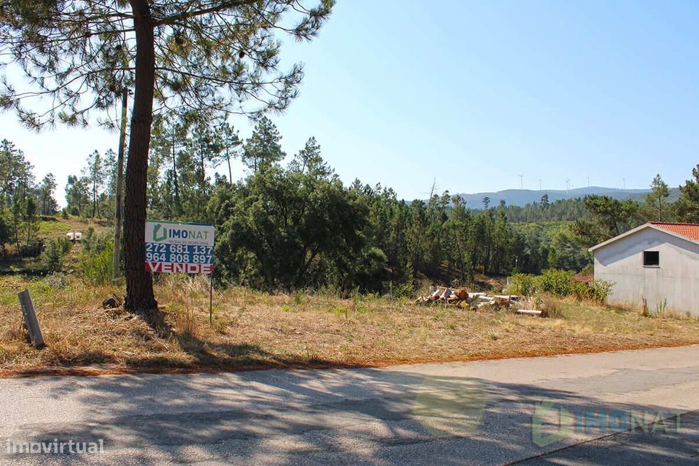 Lote de Terreno — Oleiros-Amieira, Castelo Branco