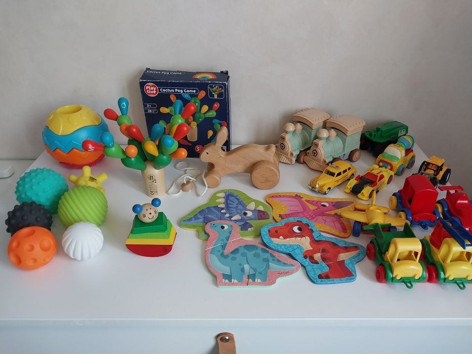 Іграшки для розвитку дрібної моторики рук, логіки,зорової координації